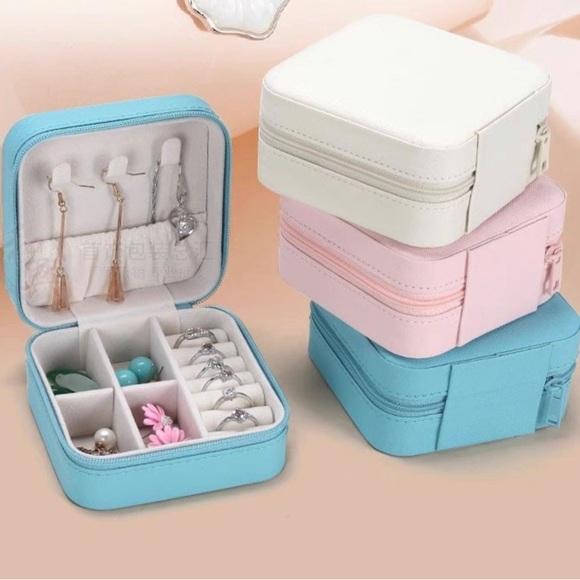 Travel Jewelry Organizer Zipper Bag/Box (1 pcs) - Picture 2 of 14